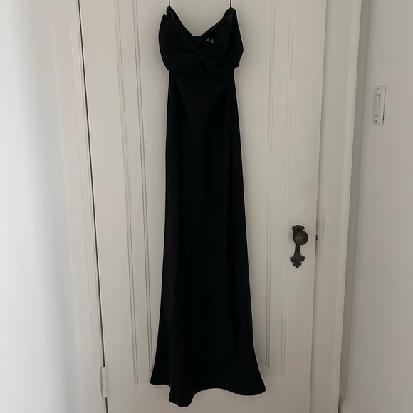 Kesy Bow Tie Maxi Dress - Picture 8 of 10